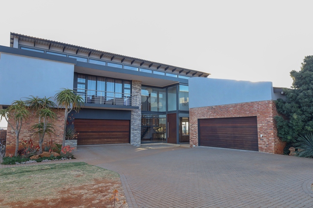 5 Bedroom Property for Sale in Vyfhoek A H North West